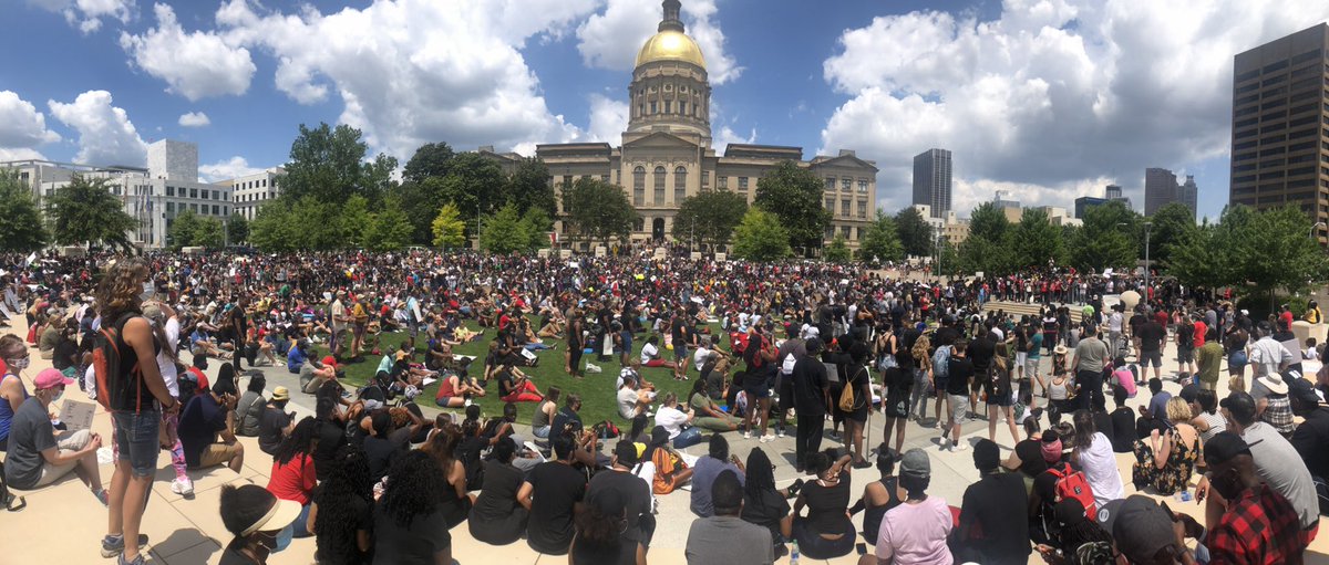 ribunchreports's tweet image. Liberty Plaza outside the Georgia State Capitol. #gapol #Juneteenth