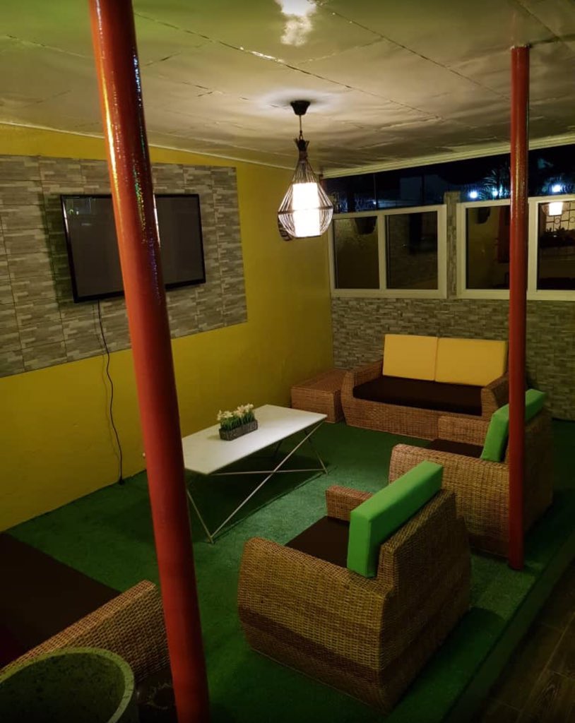 11) “La FOURCHETTE Marly”   Nkol- Eton Average price: 5000frs