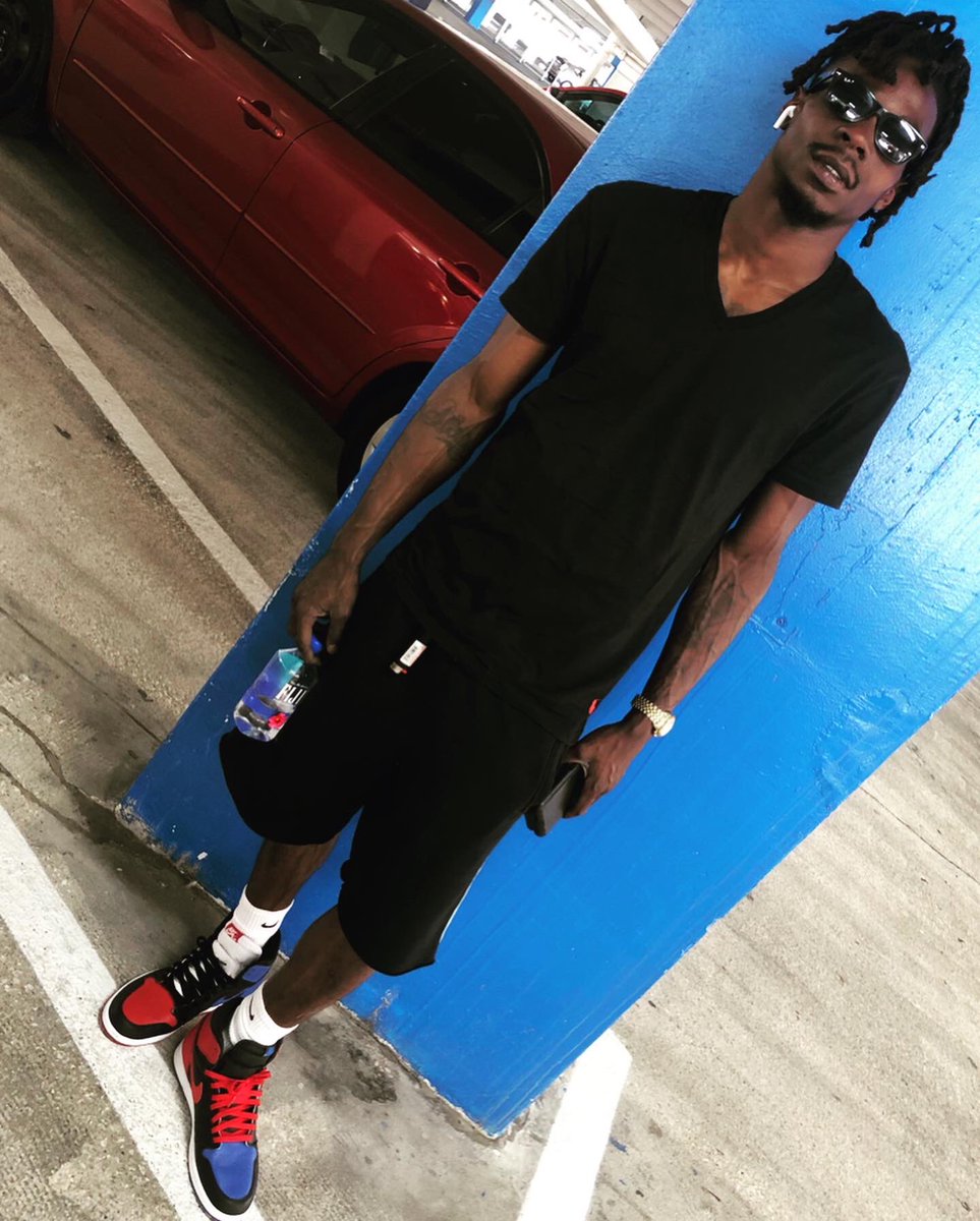 santanadatruth1's tweet photo. I Kum From The Mudd, I’m Too Up. They Didn’t Show Me Love, I Grew Up, Look At Me Now; I’m To Much🤟🏾🚀😎
#TheBlackSheep🖤🐑 #LongLiveMyFamily🙏👼 #FreeMyPeople⏳🔓 #BoutWhateverLife😈 #HumbledG🤫 https://t.co/5zyIXXgUOe