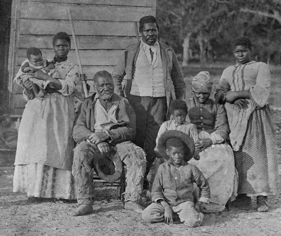 Axel_Djanni's tweet photo. 1.../ Jun19, 2020 -155 yrs since the end of slavery in the US

*The slave owners were heavily compensated

*ZERO $$ compensation was given to the enslaves

*ZERO assistance for the transition from enslavement to freedom

*ZERO $$ or assistance to the families in Africa

Has #blm? https://t.co/2PaxvLLu7b