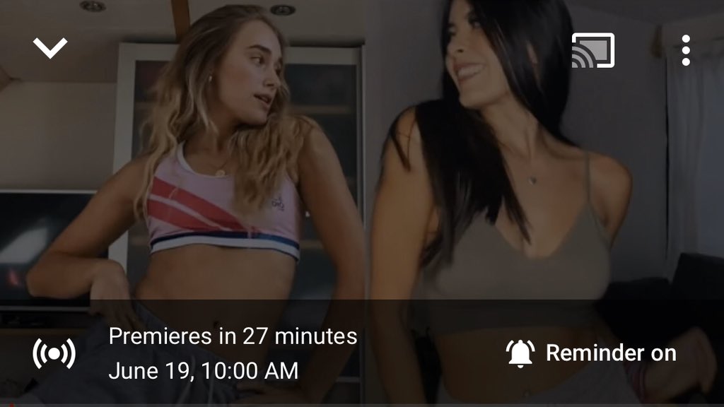 SiyoonAccess's tweet photo. 🚨🚨🚨 Atenção Sibina Nation! 

Em menos de trinta minutos o Now United lançará um vídeo de dança com a Sina e Sabina. Elas irão fazer o #LQTYChallenge da cantora Lali Esposito. Não percam! 🙊❤️

Link da première: https://t.co/f5opzqCOJm https://t.co/uLxsHjMDp9