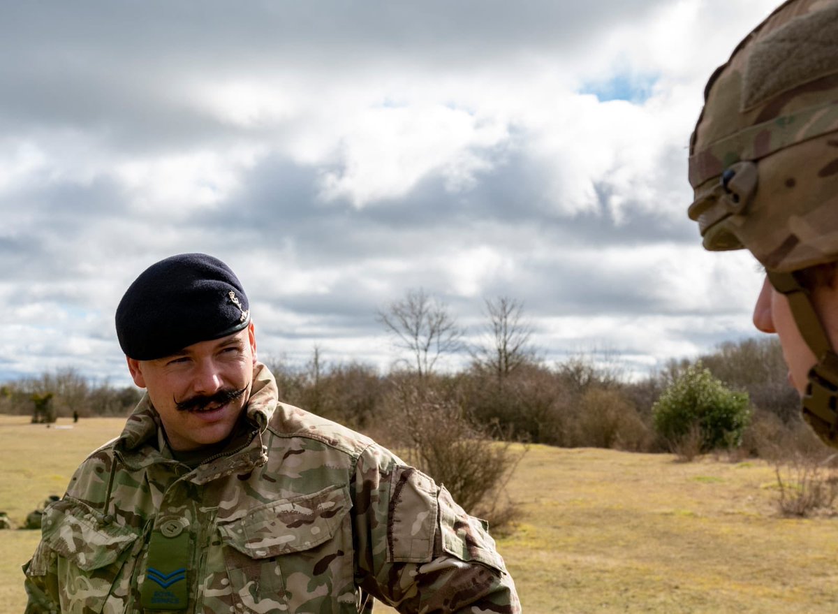 R_Signals's tweet photo. Happy #Friday folks! With just over a week to go until our 100th birthday we need your help! We want as many people on social media to be part of our celebrations so please RT, share and join us online to celebrate our soldiers, our veterans and our future!
#RoyalSignals100 https://t.co/npPG4NhrrI
