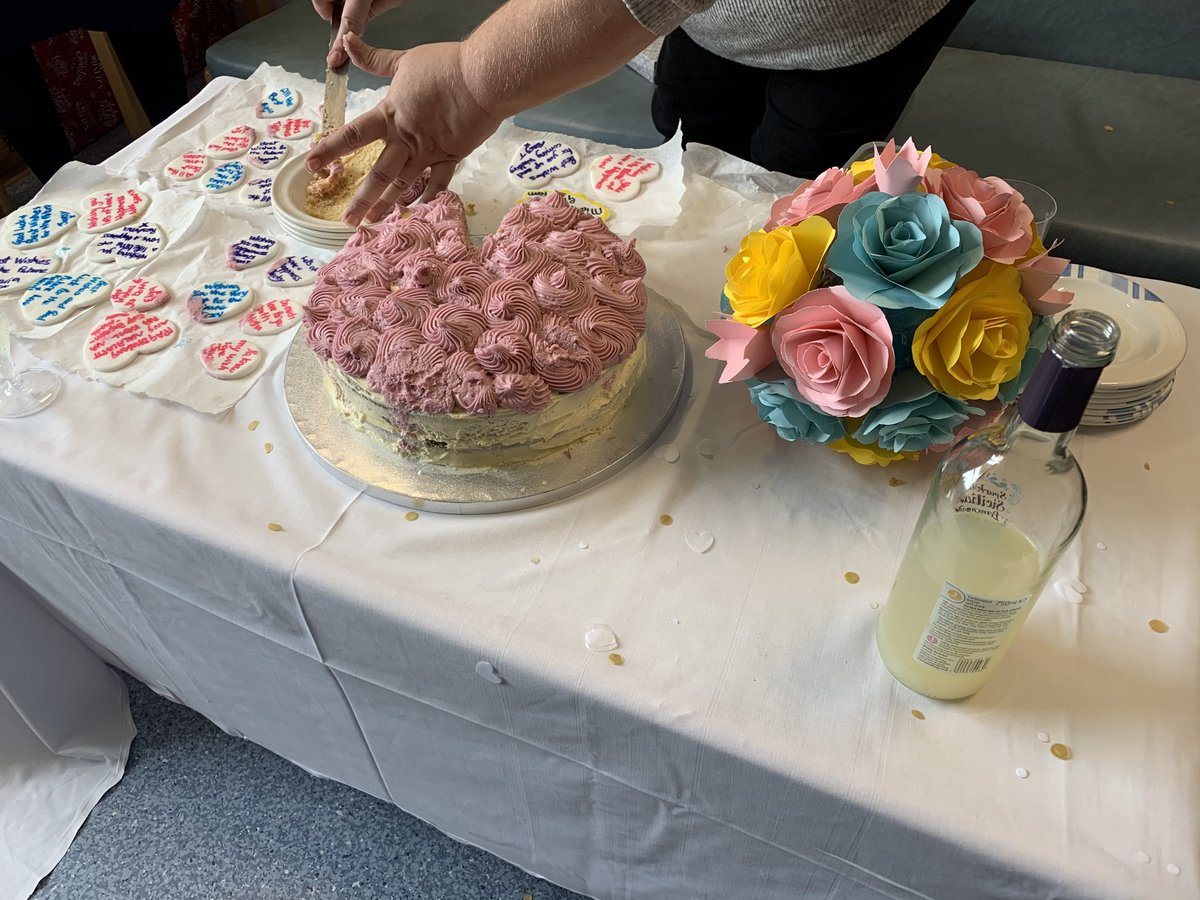 redgablesjan's tweet photo. ⁦@ESHT_Medicine⁩ . When you can’t really get married because of Covid , your colleagues can help you pretend . Well done Tressell ward staff for Gia &amp; Michael ❤️ https://t.co/ZNYuZhpxvm