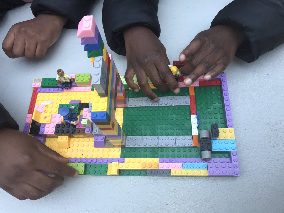 ROburotha's tweet photo. @CGSystems1 @networkrail Building a Train Station from colourful Lego blocks. First stop, the station candy shop and look, it’s rainbow traffic lights! #LegoBuildChallenge #Lego #NetworkRail https://t.co/GwFQB0N2zW