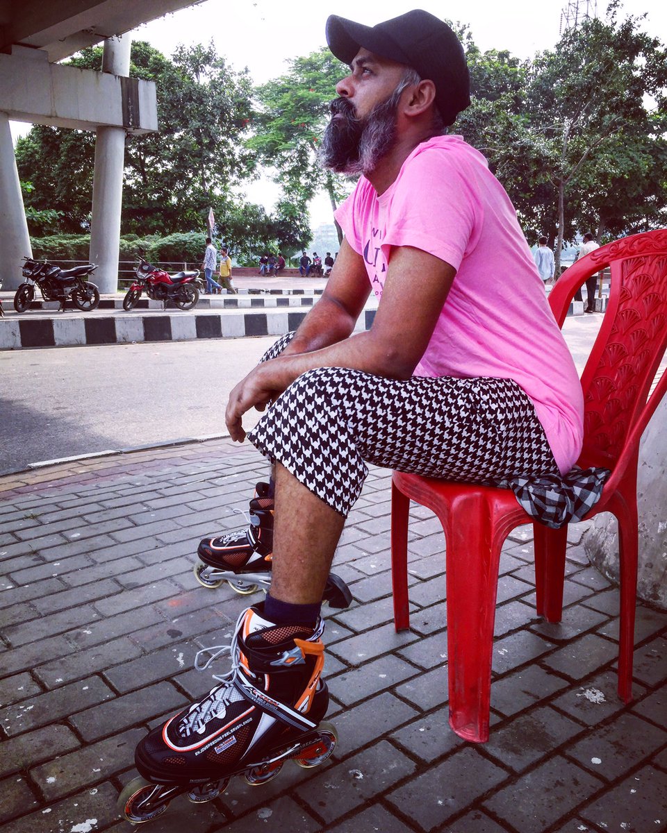 Rokib_visualart's tweet image. Love_skating_on_friday 
#skating #Skate #skatingbangladesh #borntoskate #Qurantime2020 #inlineskating #bdskating