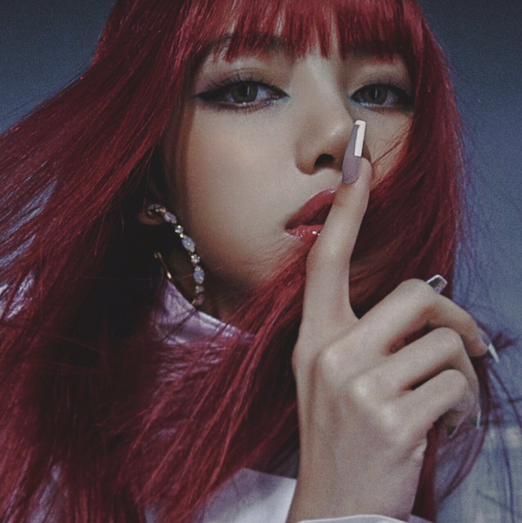 Lisa блэк пинк 2021. Lisa blackpink. Black pink lisa. Лиса тизер. Лиса тизер.