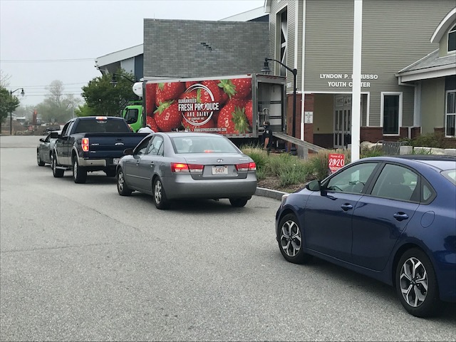 Tonight - Friday - 4 to 6 pm we are at <a href="/capecodHYCC/">CapeCod HYCC</a> distributing family dinners.

If you know of a family that could use a cooked, nutritious dinner - send them over.

#CapeCod <a href="/CapeCodToday/">CapeCodToday</a> <a href="/CapeCodDaily/">Cape Cod Daily News</a> <a href="/OCEAN1047/">OCEAN 104.7</a>