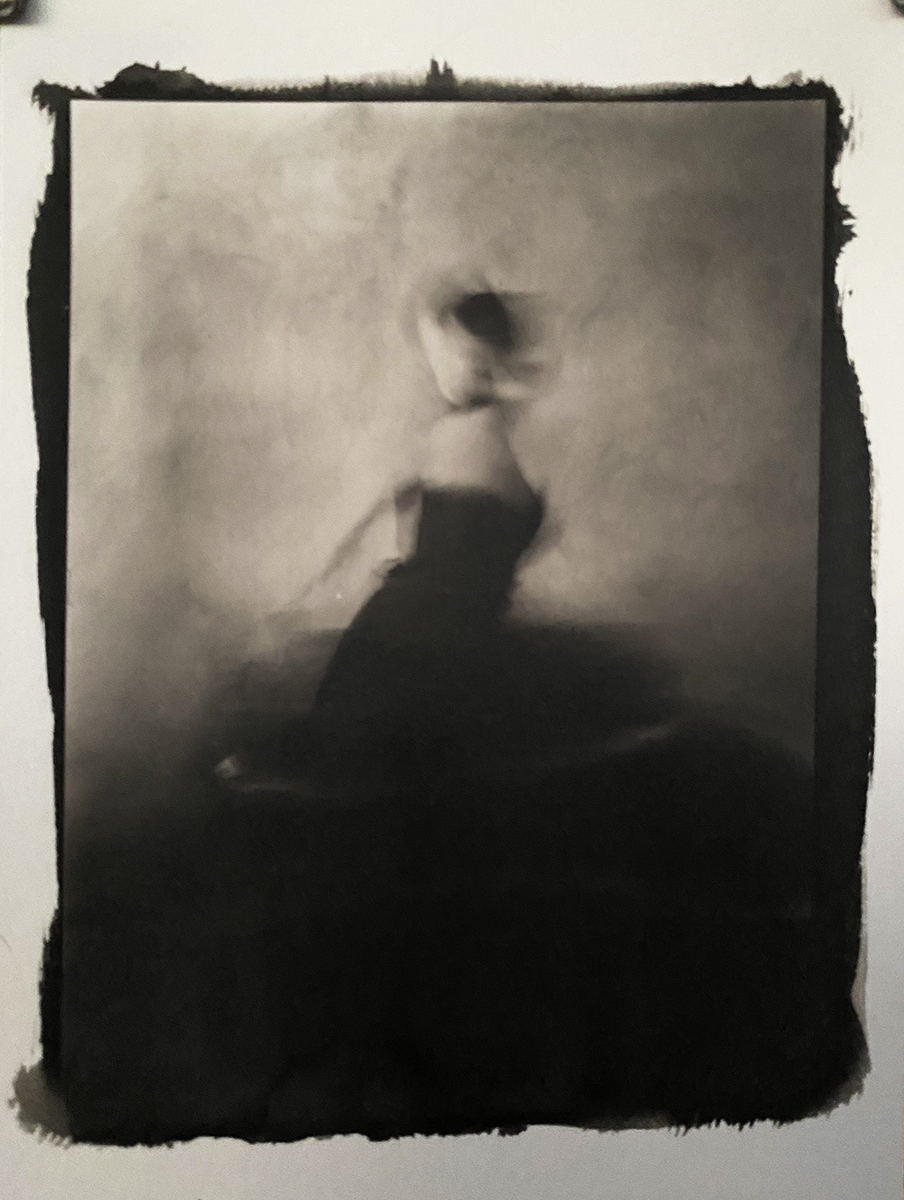 Daimos's tweet photo. Verso | © 2016
Printed in palladium process on Hahnemühle Platinum Rag paper.
.
#alternativeprocess #alternativeprinting #platinumpalladium #palladiumprint #hahnemühle #contactprint #digitalnegative #dennisramos https://t.co/96N2KCBh0Q
