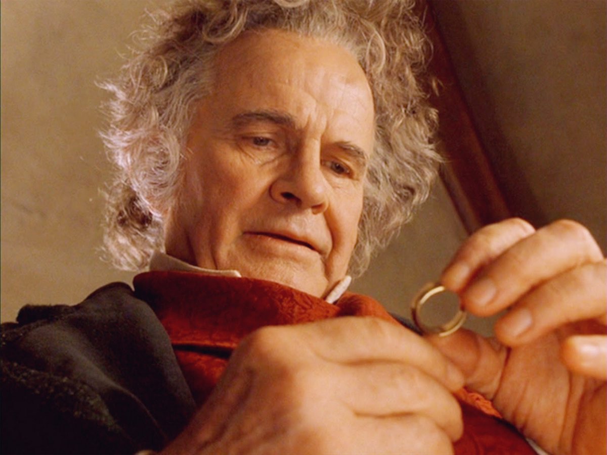 davidwailing's tweet image. Goodnight, Bilbo. RIP Ian Holm.