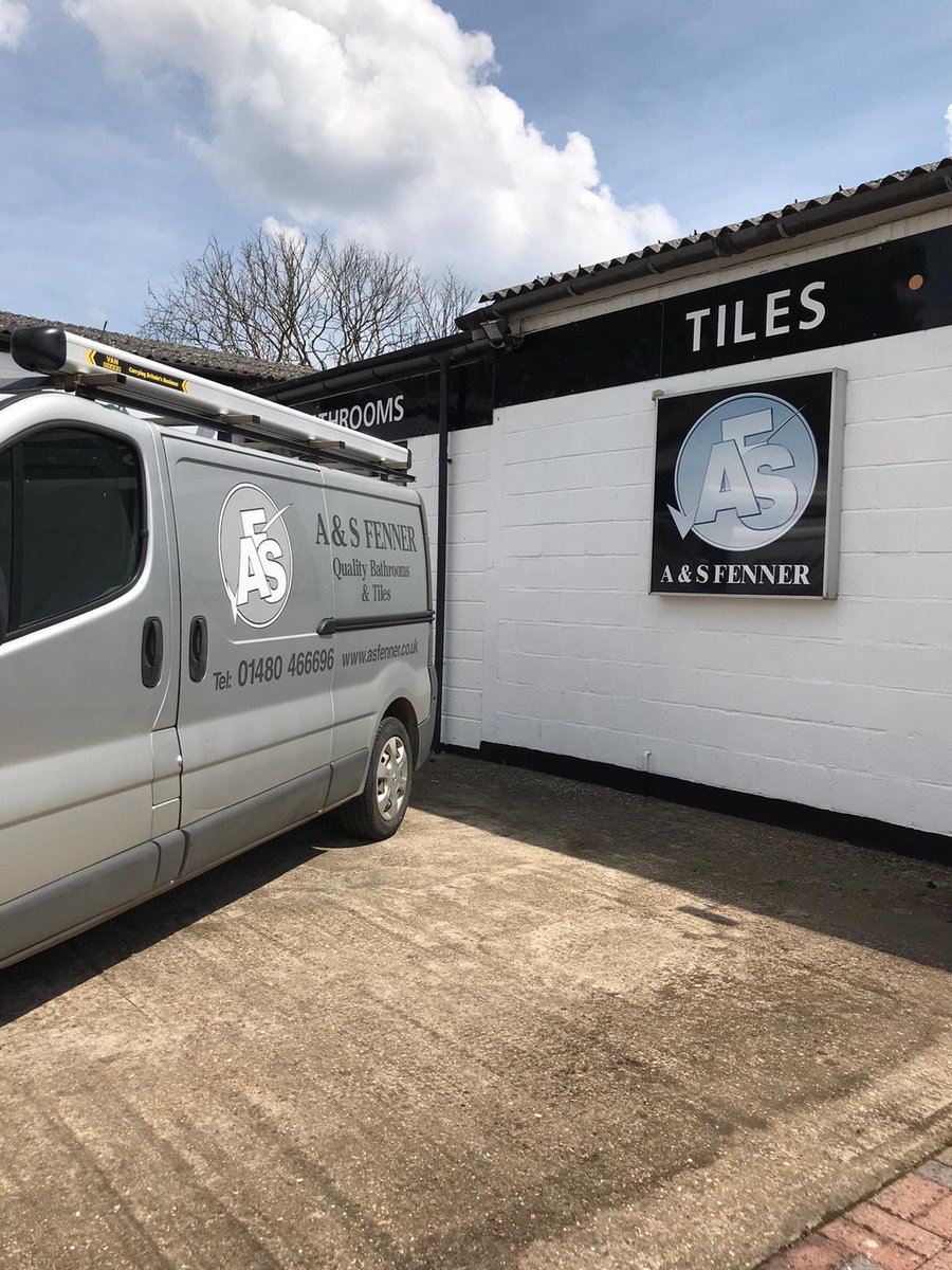 FennerLtd's tweet photo. One of the vans back early 👍 https://t.co/I6cRyfbMAP