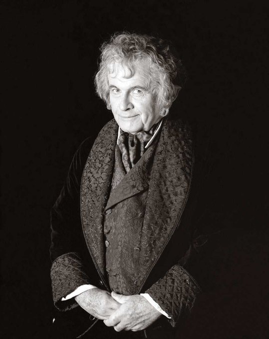 &ldquo;All performances are different&rdquo; - Ian Holm   Sad sad loss RIP https://t.co/ktkyIS0rzR<a href="/tag/johnchallis"class="tags"><span>#johnchallis</span></a>