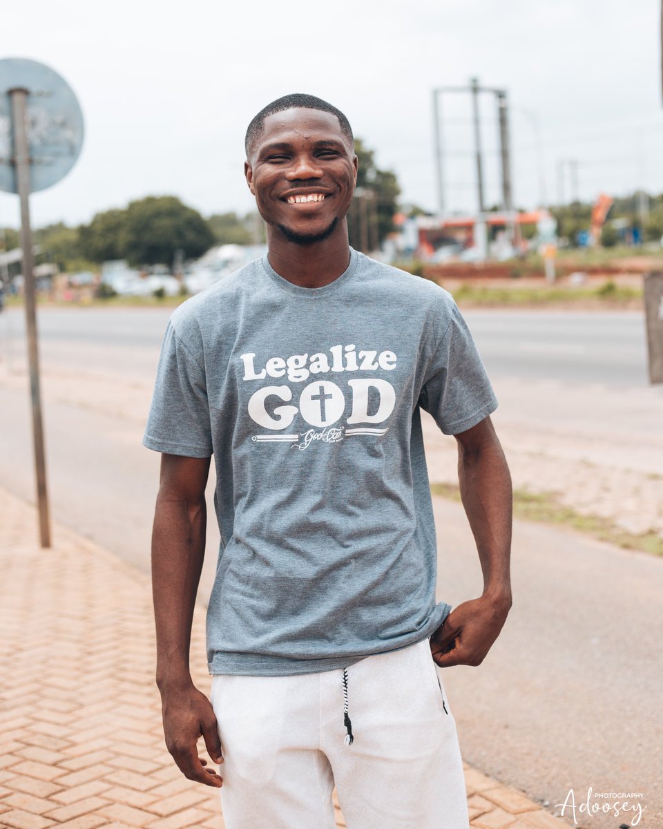 jdadoosey's tweet image. GUYS PLS READ THIS AND KINDLY RT AT LEAST!!!

This young man needs your help🙏🏿🙏🏿