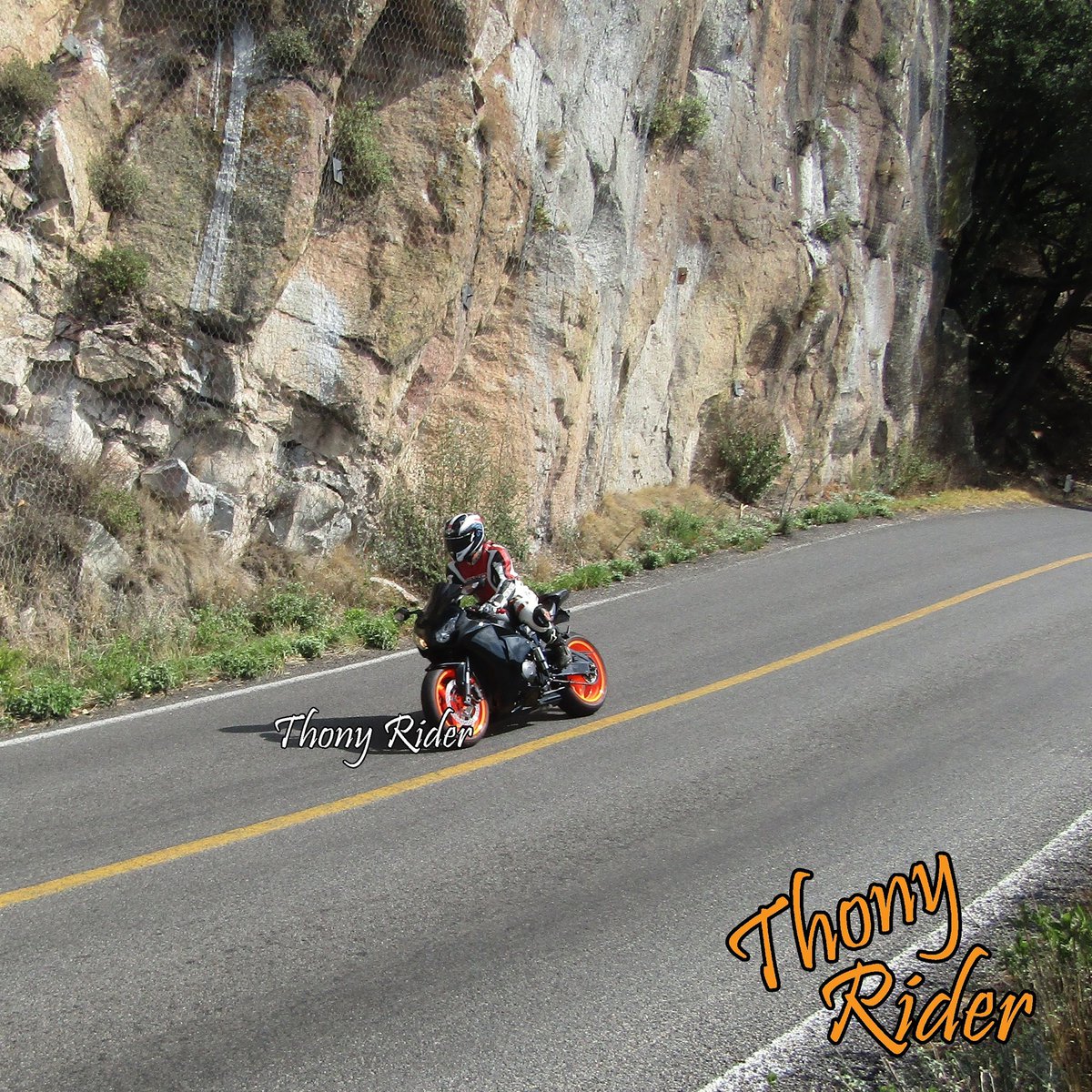 bajajleon's tweet photo. Buen Dia¡¡¡ ya preparandose para trazar la curva......... #YoSoyRider #YoRiderArmour #RIDEORDIE https://t.co/XDEOUvwC4P