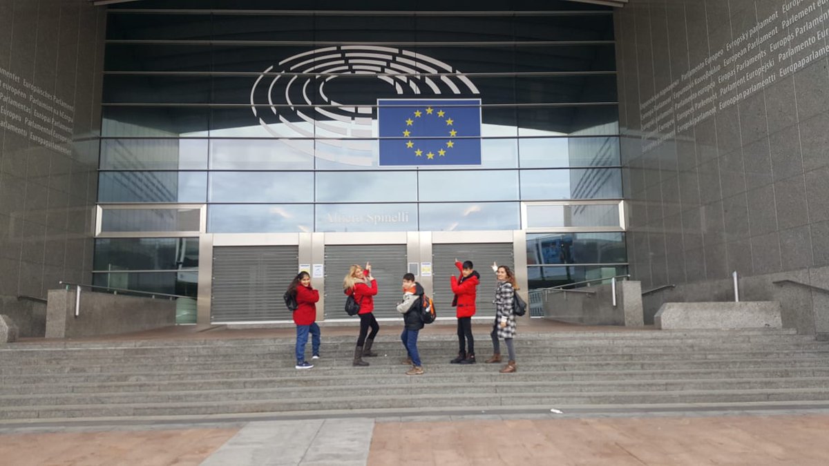 Bahar K. M. (@projectsaddict) on Twitter photo Yaptığımız projelerle eğitime,turizme ve ekonomiye katkı sağlayan Erasmus plus proje yürütücülerine puan,
atama yönetmeliğinde yer almalı ...
<a href="/ziyaselcuk/">Ziya Selçuk</a> <a href="/omerinan06/">Ömer İNAN</a> <a href="/safran1958/">Mustafa SAFRAN</a> @mahmurozer <a href="/burcued_abdigm/">burcueyisoydalkıran</a>
#erasmusplusprojecilerinehaksizlik Yaptığımız projelerle eğitime,turizme ve ekonomiye katkı sağlayan Erasmus plus proje yürütücülerine puan,
atama yönetmeliğinde yer almalı ...
<a href="/ziyaselcuk/">Ziya Selçuk</a> <a href="/omerinan06/">Ömer İNAN</a> <a href="/safran1958/">Mustafa SAFRAN</a> @mahmurozer <a href="/burcued_abdigm/">burcueyisoydalkıran</a>
#erasmusplusprojecilerinehaksizlik
