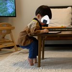 ただいま修行中!？1歳児がipadをいじってる姿!