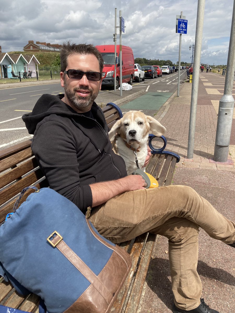 Stopped for a rest! #Cuddles with @malcolmpayne77