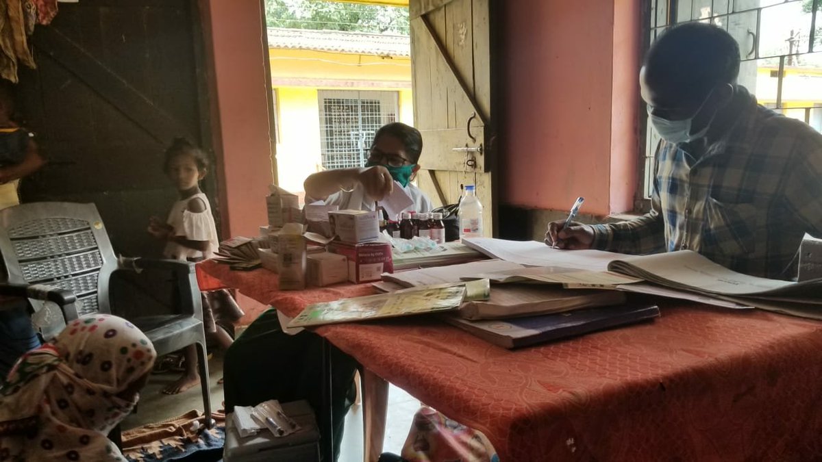 WcdNarayanpur's tweet photo. Vaccination program conducted at Bangalapara Aanganwadi Centre. The supervision of the program conducted by a sector supervisor.
@MinistryWCD @WCDCgGov @wcdposhancg @POSHAN_Official @HealthCgGov @MoHFW_INDIA @ChhattisgarhCMO @SPreraks @PMOIndia https://t.co/9RNtPrYld0