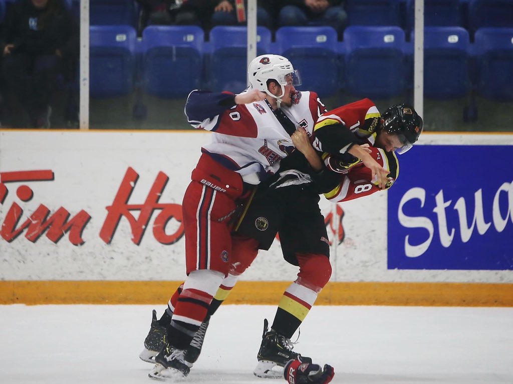 Jamestownrebels's tweet photo. #FlashbackFridayFights are back! 🥊 Today, we take a look at captain Eric Olson’s second scrap of this series, January 24th against Maryland. 💥 https://t.co/c5jNuTynYm