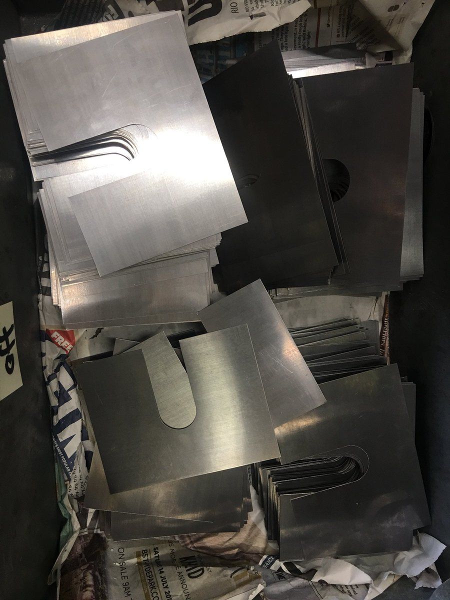 stephensgaskets's tweet photo. Steel Slotted #shims being made ready for a large order - 7 thicknesses in total. All made here at #StephensGaskets

Read more about the #Shims we produce...https://t.co/jNBwp51JYk

#SlottedShims #SteelShims #WorldwideDelivery #Motorsport #supplychain #MACH2000 #ASI20 #Subcon https://t.co/pkHXYTKdQ6