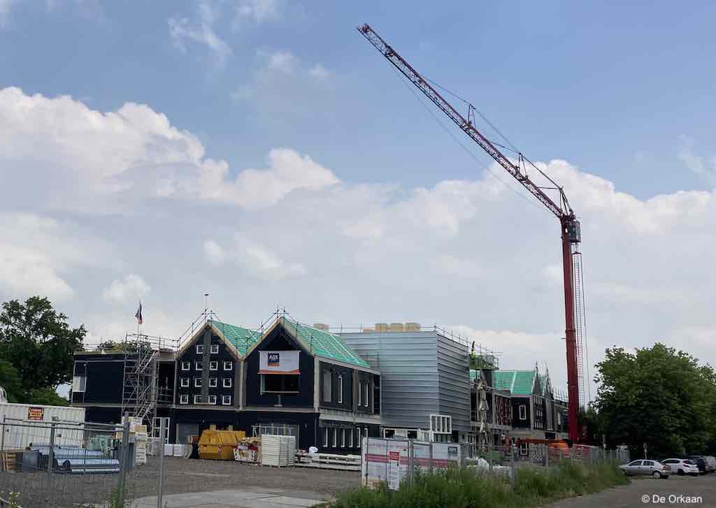 Vlag in top bij nieuwbouw Et Buut/Westerkim...
deorkaan.nl/vlag-in-top-bi…