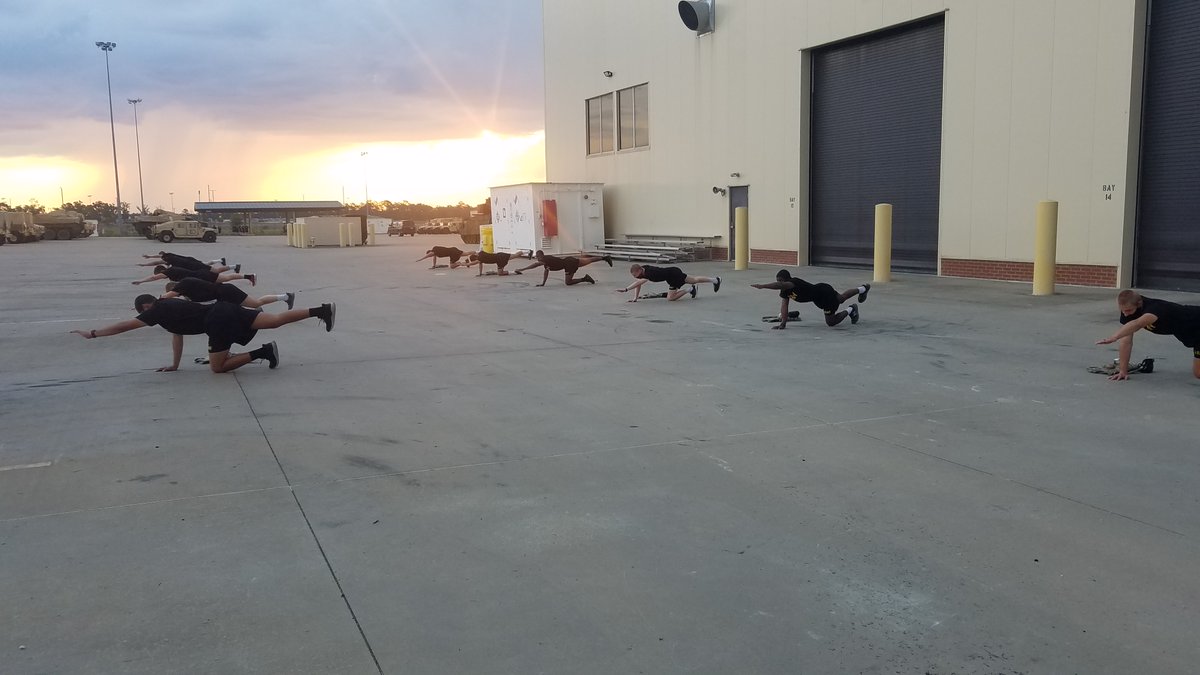 Apache Company, 1-81 Armor Battalion tweet media