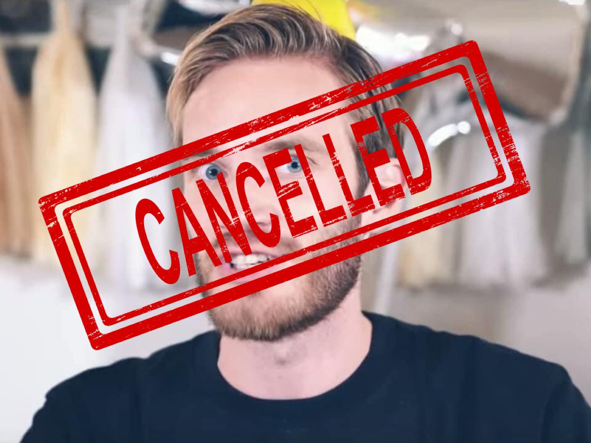ftonerdtalk's tweet image. This piece #pewdiepie has millions of followers and he is still constantly saying and doing racist shit. He needs to be cancelled. 

#pewdiepie #pewdiepieedit #pewdiepieisoverparty #pewdiepieedits #pewdiepiememes #pewdiepienazi #pewdiepiefandom #pewdiepiememe #Pewdiepiefans