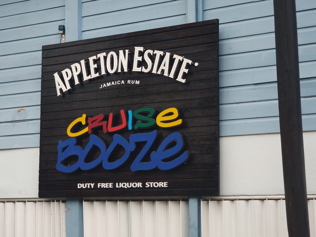 Take your sign to the next level with ImageOne #imageoneja #makestatement #brandedfurniture #corporatebranding #brandsupport #appletonestate #boozecruise #dutyfreeliquorstore #litsign #illuminatedsign #outdooradvertising #outdoorsignage