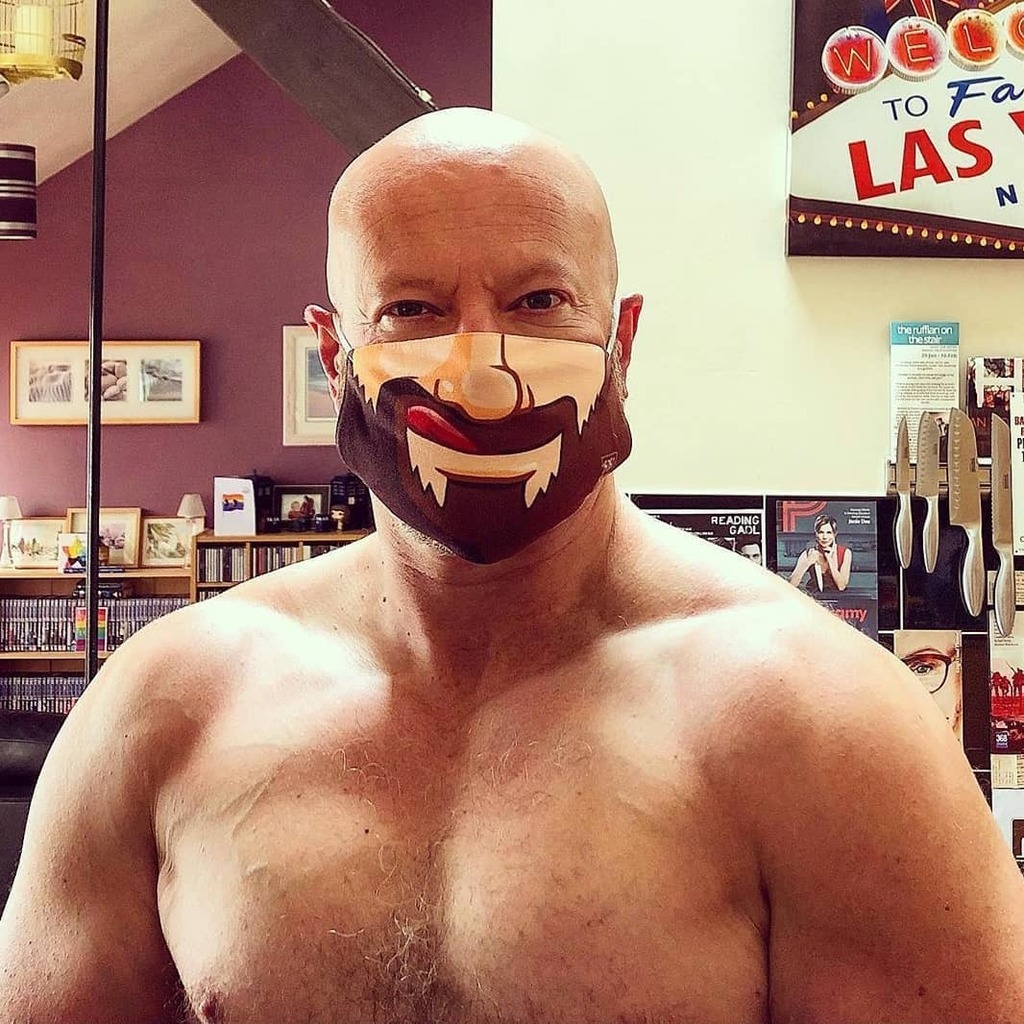 bobobearart's tweet photo. Love the cheeky expression! Thanks @such_a_lando fir the hot pic!
🐻❤XXLove BOBO BEAR!
#bobobear #bobobearart #facemask #bearfacemask #gayfacemask https://t.co/E5OfA75gad https://t.co/a3Kx4f3IDj