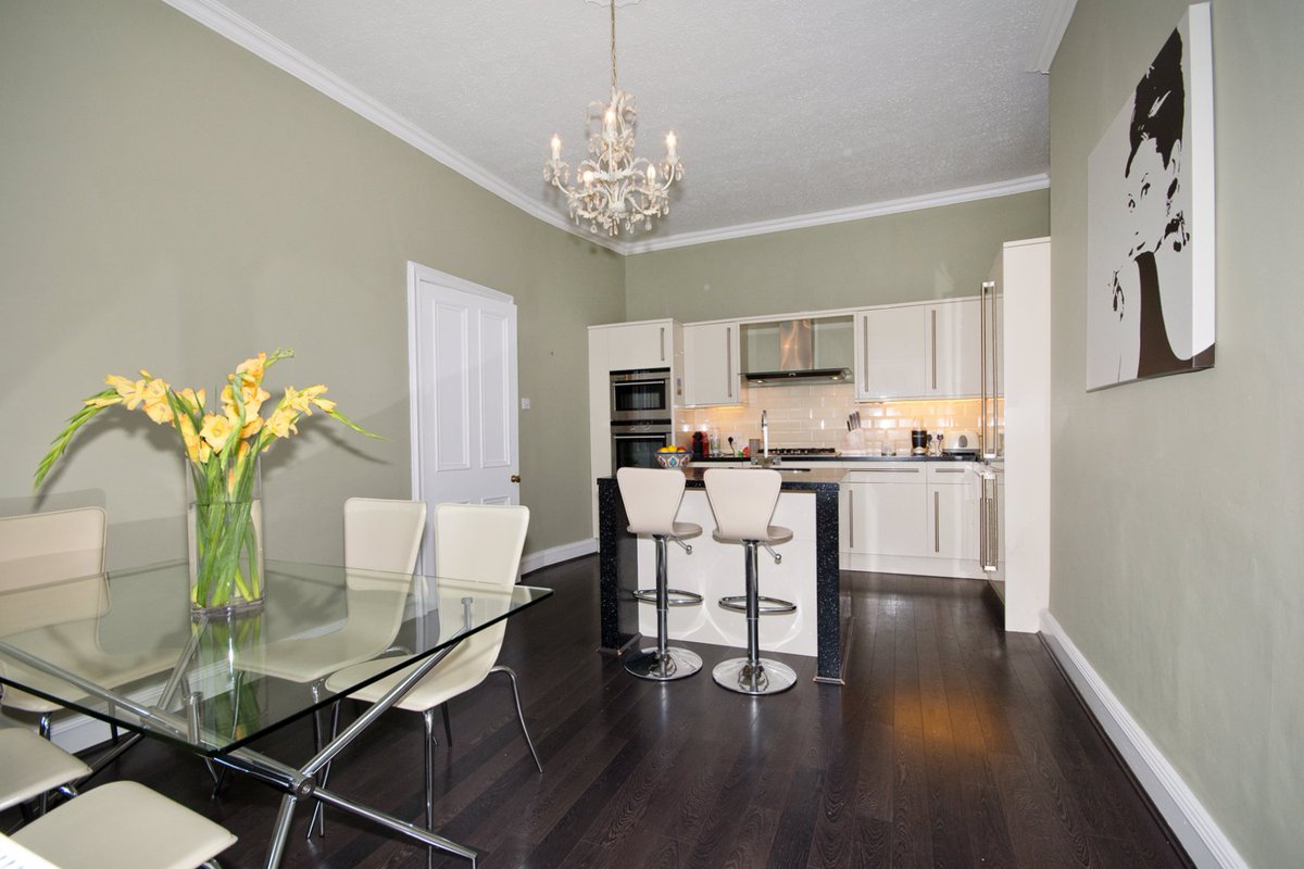 ASPC_UK's tweet photo. Check out this week’s #MostViewedProperty, a four-bed double upper flat in Aberdeen. This home boasts bright interiors, original period features, and a fully enclosed shared garden: https://t.co/Cq8F7VnhUf https://t.co/3LSYmVuYaO