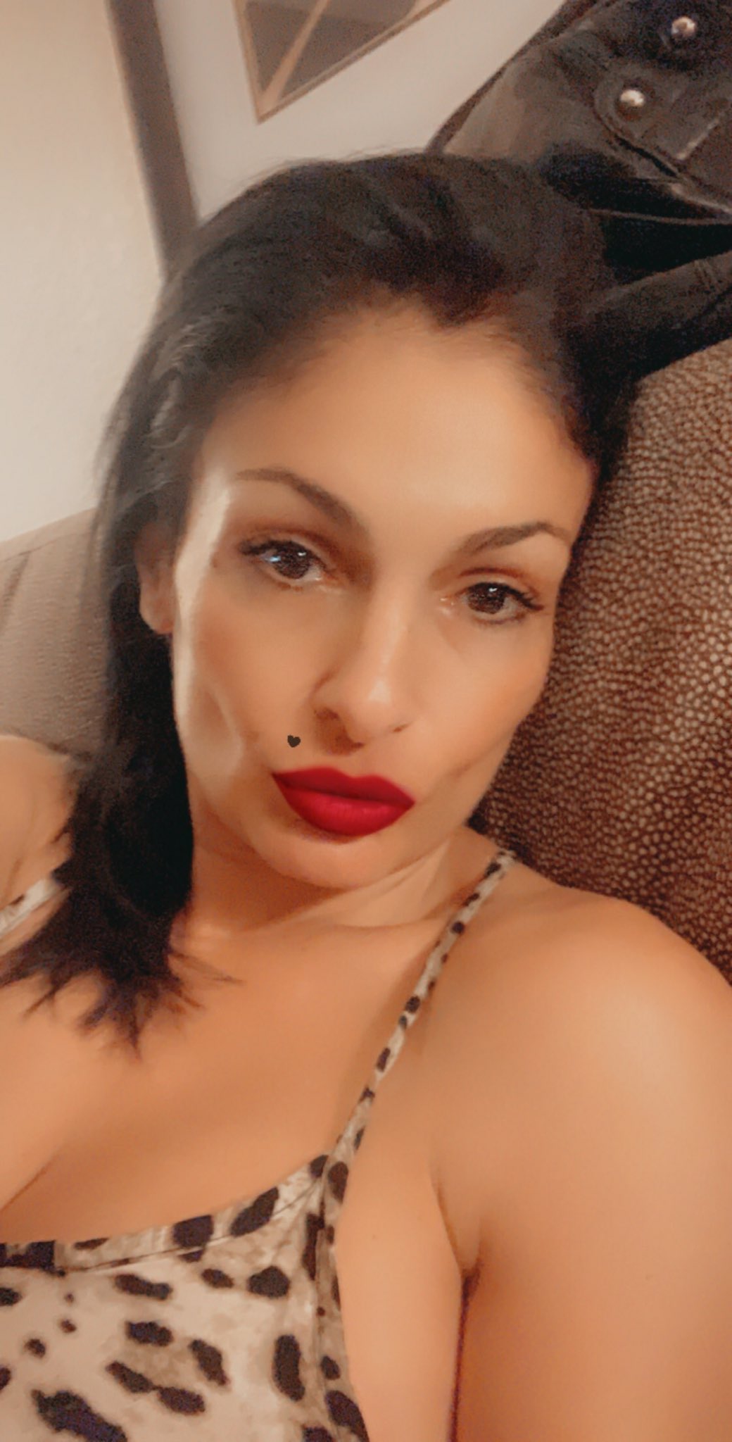 Persia Pele on X: t.coVVt9kDvyT7  X