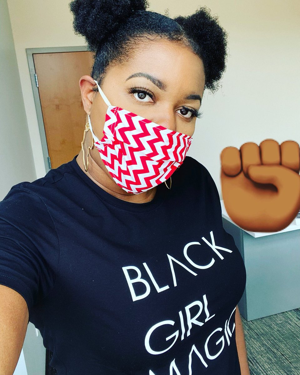 DrMarsheena's tweet photo. Happy Juneteenth Everyone!❤️✊🏿✊🏾✊🏽

Juneteenth celebrates the ending of slavery in the US. The Emancipation Proclamation freed enslaved people in January 1863, BUT enforcement did not reach Texas until almost 2.5 years later.  #juneteenth #marathon #notasprint #trauma #healing https://t.co/TBwYDZ3Ixg