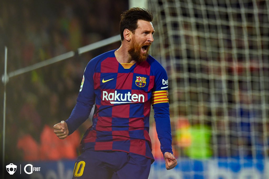 Javier Tebas : « Le départ de Cristiano n'a quasiment pas eu d'impact, car nous (La Liga) travaillons depuis plusieurs années pour faire en sorte que la marque soit au-dessus des joueurs. Mais le cas de Messi est différent, c'est le meilleur de l'histoire du football. »