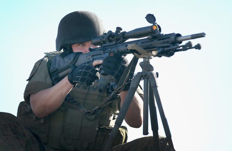 dcfairbank's tweet photo. @shaunking Why did police have #MilitaryGrade equipment in the first place? https://t.co/okF85FCCDV @voxdotcom #GeorgeFloydProtests #FergusonProtests #MichaelBrown #HandsUpDontShoot #1033Program #DemilitarizeThePolice #DefundThePolice #WhiteSilenceIsViolence #NotOneMore #BlackLivesMatter https://t.co/ifsSlOmi2F