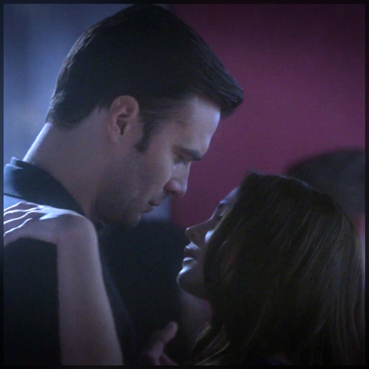 Milly_c05's tweet photo. @sylvainreynard @ToscaMusk @PassionFlix.  G &amp; Mel did an amazing job bringing our beloved characters to live. The way they portrayed their emotions , vulnerabilities &amp; their chemistry during those scenes was really increible😱😭❤🔥🔥🔥 https://t.co/xnq5kXbWRz