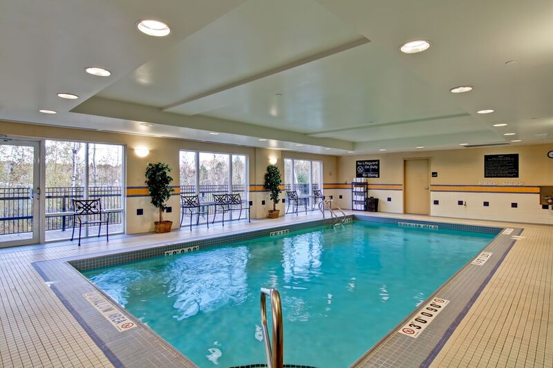 Vrancor Group is thrilled to announce the reopening of three hotels in the past week: Hampton Inn by Hilton Sudbury reopened on June 10th, Novotel Toronto North York reopened on June 15th and Holiday Inn Express Sarnia - Point Edward reopened today, June 19th!