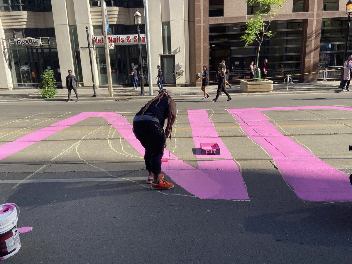 It's a beautiful day to beautify the ugliest part of College street with dreams of liberation. #DefundThePolice  #BlackLivesMatter #topoli #cdnpoli #onpoli