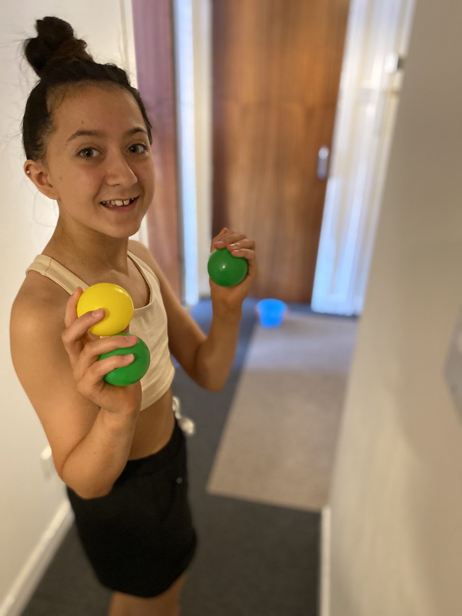 Blairdardiepri's tweet photo. Brilliant to see everyone in the family getting involved! We hope you had a brilliant last Sports Day in primary school p7s! #BPSSportsWeek #FamilyEngagement #stayactive https://t.co/pO7SU9FOdi
