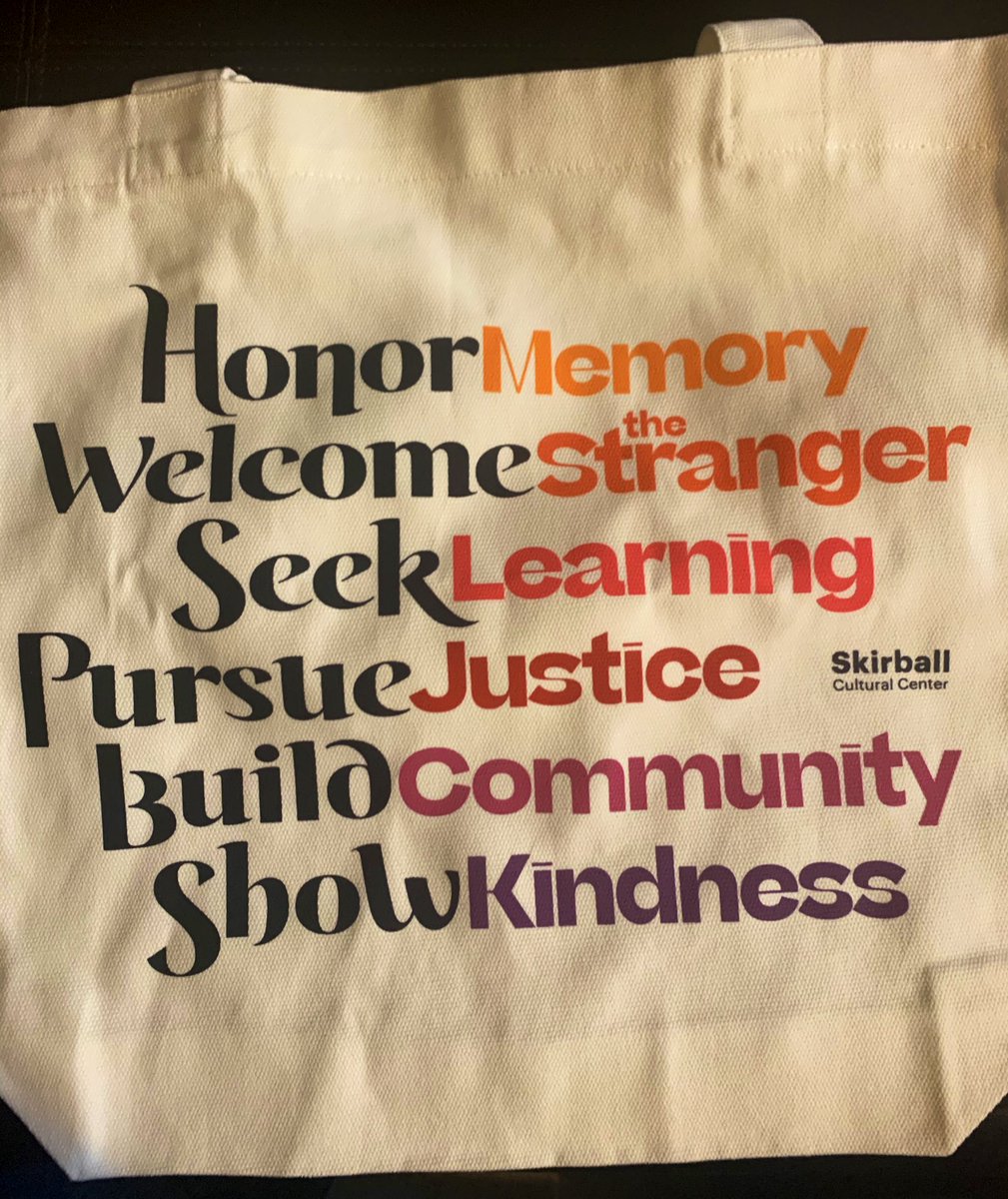 Life message on a tote. Diggin’ my my new bag.