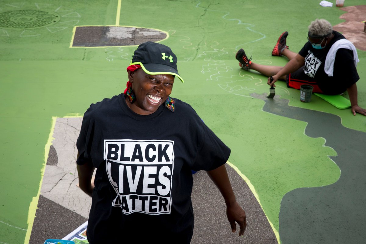 AlbertCesare's tweet photo. Want to know more about the Black Lives Matter! mural - check out this article and portraits of the 17 artists who designed it. https://t.co/4CXzqv3Jaw VIA: @Enquirer #BlackArtistsMatter https://t.co/ba3zpFwHIs
