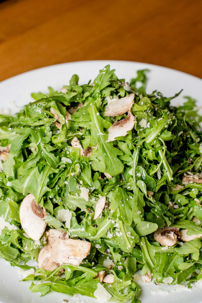 NapolesePizza's tweet image. Napolese Pizzeria @shopfashionmall is open from 11-8 today for patio dining AND now safe/social-distanced indoor dining! Saturday, 11-8. Sunday, 11-7. ⁠
⁠
Napolese Pizzeria Meridian Kessler is also open Wednesday-Sunday, 5-9 for patio dining and curbside carryout!