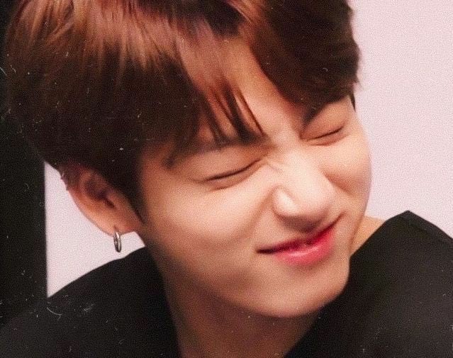 น้องขู่ฟ่อๆกระต่ายฟันน้ำนม ;-; 🧺🛁🤏🏻
 #นจกคนรทพจรยยน