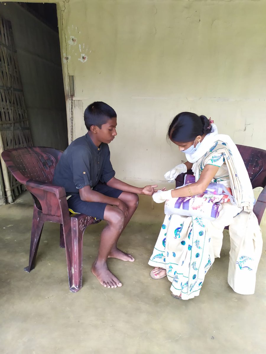 DVBPO_DIBRUGARH's tweet photo. #Antimalariamonth door to door #awareness #bloodslide collection #fightmalaria #vectorbornedisease #RDK #ITBN at various villages of #Dibrugarh @CMOfficeAssam @himantabiswa @PomiBaruah @nhm_assam @nvbdcpa @Iecbccnvbdcpas1 https://t.co/V7dYfEGqQs