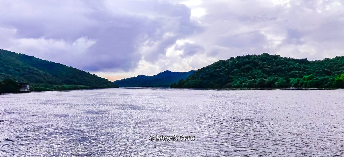 #streetphotograph #streetart #streetphotographers #travel #nature #naturephotography #india #photography #travelindia 
#solotravel  #exploretocreate #visualsoflife #solotraveler #lifeofadventure #photooftheday #lifestyle #instagramposts #likesforlikes #letsgosomewhere #monsoon