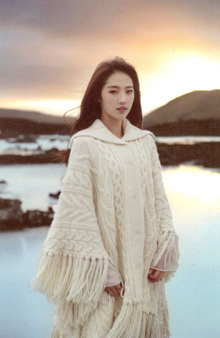 mina with let me inーlet me in was filmed in iceland. whats in iceland? ice! whats ice? cOLD! now what likes the cold? PENGUINS. periodalso i think mina can definitely deliver vocally! it would be a really cool addition too if she did her own ballet routine to it :]
