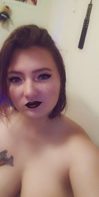 Lil preview of what you get when you going me via #fancentro #preview #adultsonly #snapchat #fancentotribe<a href="/tag/snapchat"class="tags"><span>#snapchat</span></a><a href="/tag/preview"class="tags"><span>#preview</span></a><a href="/tag/adultsonly"class="tags"><span>#adultsonly</span></a><a href="/tag/fancentro"class="tags"><span>#fancentro</span></a><a href="/tag/fa"class="tags"><span>#fa</span></a>