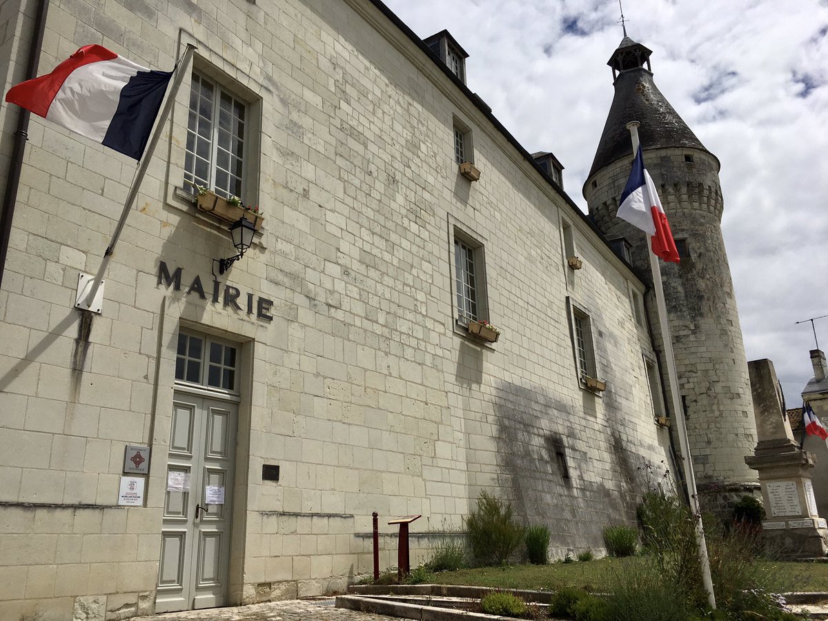 Bruno BELIN (@brunobelin) on Twitter photo Permanence en mairie de <a href="/MontsSurGuesnes/">Monts-sur-Guesnes</a> ce samedi 20 juin à partir de 9h. Je reçois sans rendez-vous. Permanence le 1er mercredi (à partir de 17h) et le 3Úme samedi (matin) de chaque mois Permanence en mairie de <a href="/MontsSurGuesnes/">Monts-sur-Guesnes</a> ce samedi 20 juin à partir de 9h. Je reçois sans rendez-vous. Permanence le 1er mercredi (à partir de 17h) et le 3Úme samedi (matin) de chaque mois