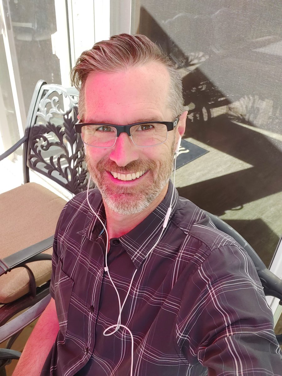 I'm wearing plaid in support of #PlaidforDad and @ProstateCancerC! plaidfordad.ca #AthabascaU