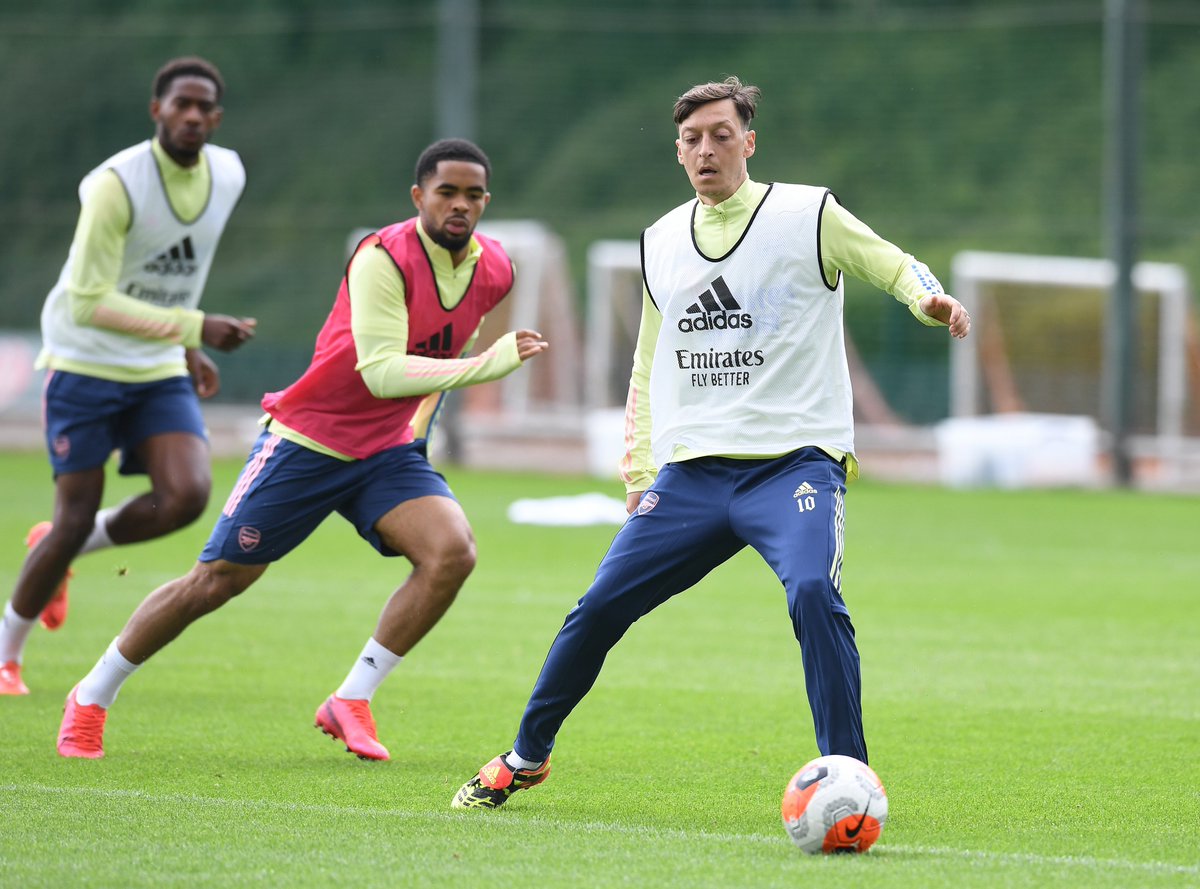 Arsenal tweet media