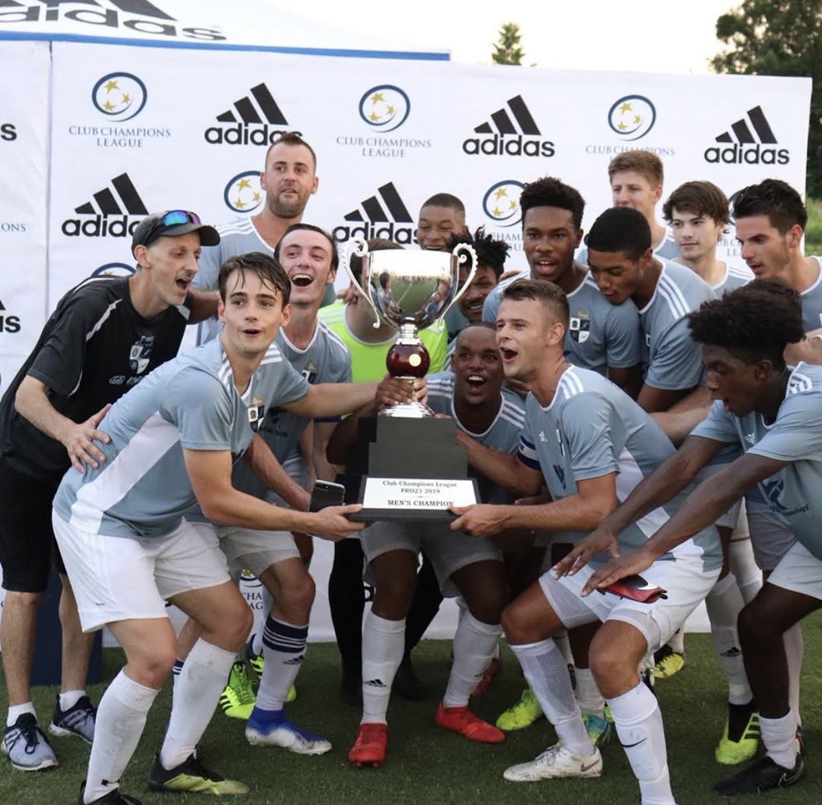 A3Senior's tweet photo. 🚨 🚨 U-23 TRYOUTS 🚨 🚨

If you want to train and play competively this summer to get ready for college play, come tryout next week at Bell Branch Athletic Complex from 8:30-10:00 PM on the Turf! 

MON 6/22
TUE 6/23
WED 6/24 https://t.co/cm7blCtouj