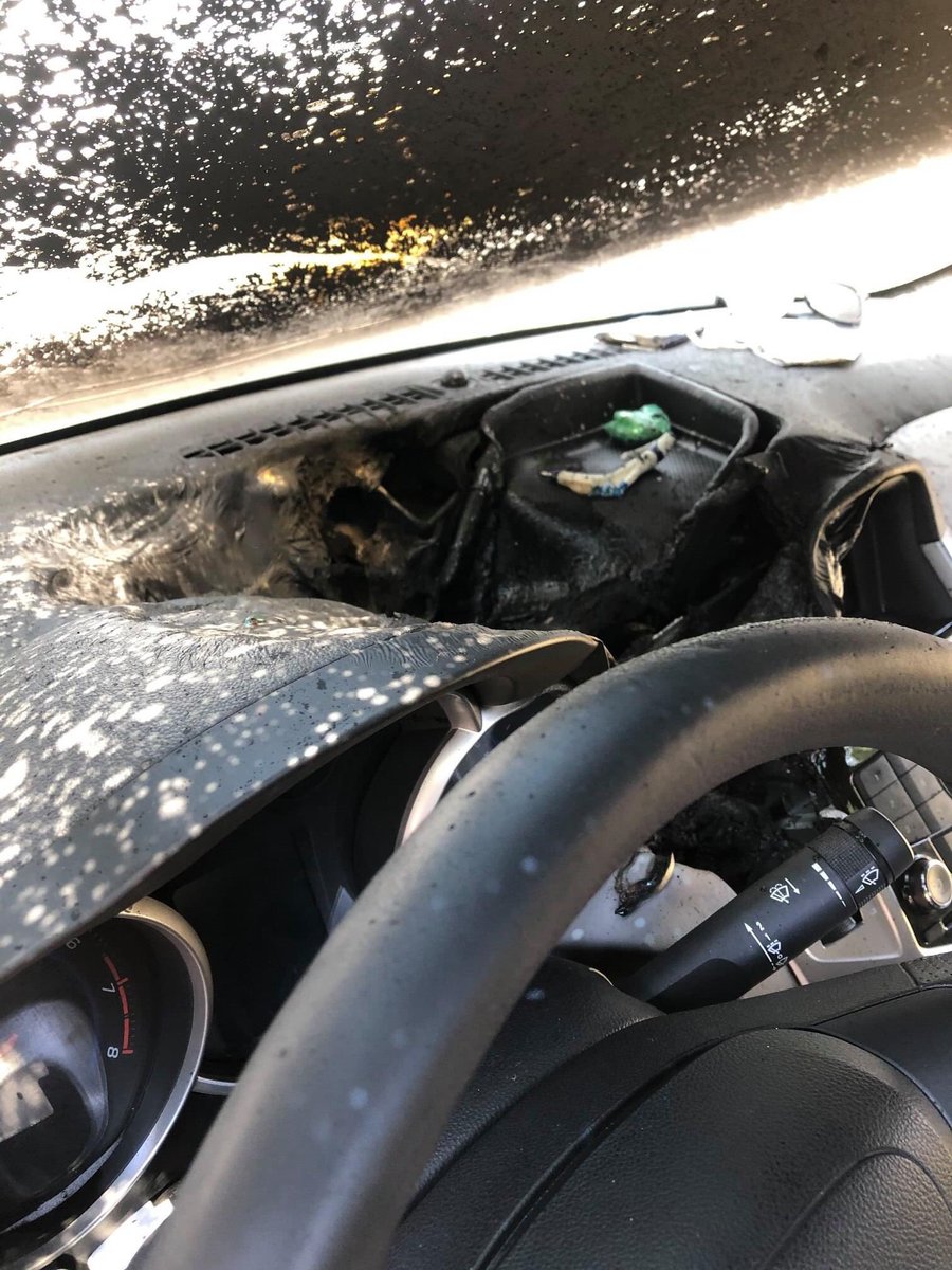 muabykimane's tweet photo. Please be careful everyone AND DONT LEAVE HAND SANITIZER IN YOUR CAR ! Anywhere the sun can touch it ! I left mines on the dashboard  it was 80% proof
https://t.co/Kjq91N8XOC  #FridayThoughts #COVID19 #news #Chevrolet #fridaymorning #SpeakingOut https://t.co/P8zpLl344W